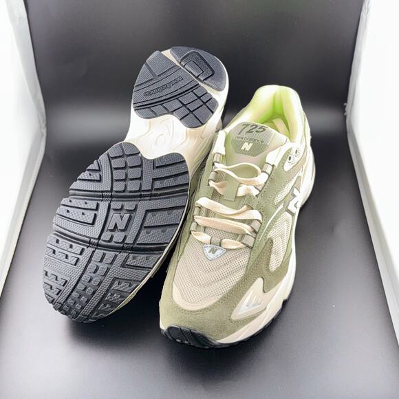 New Balance 725v1 Olivine Dark Moss SIZE10.5